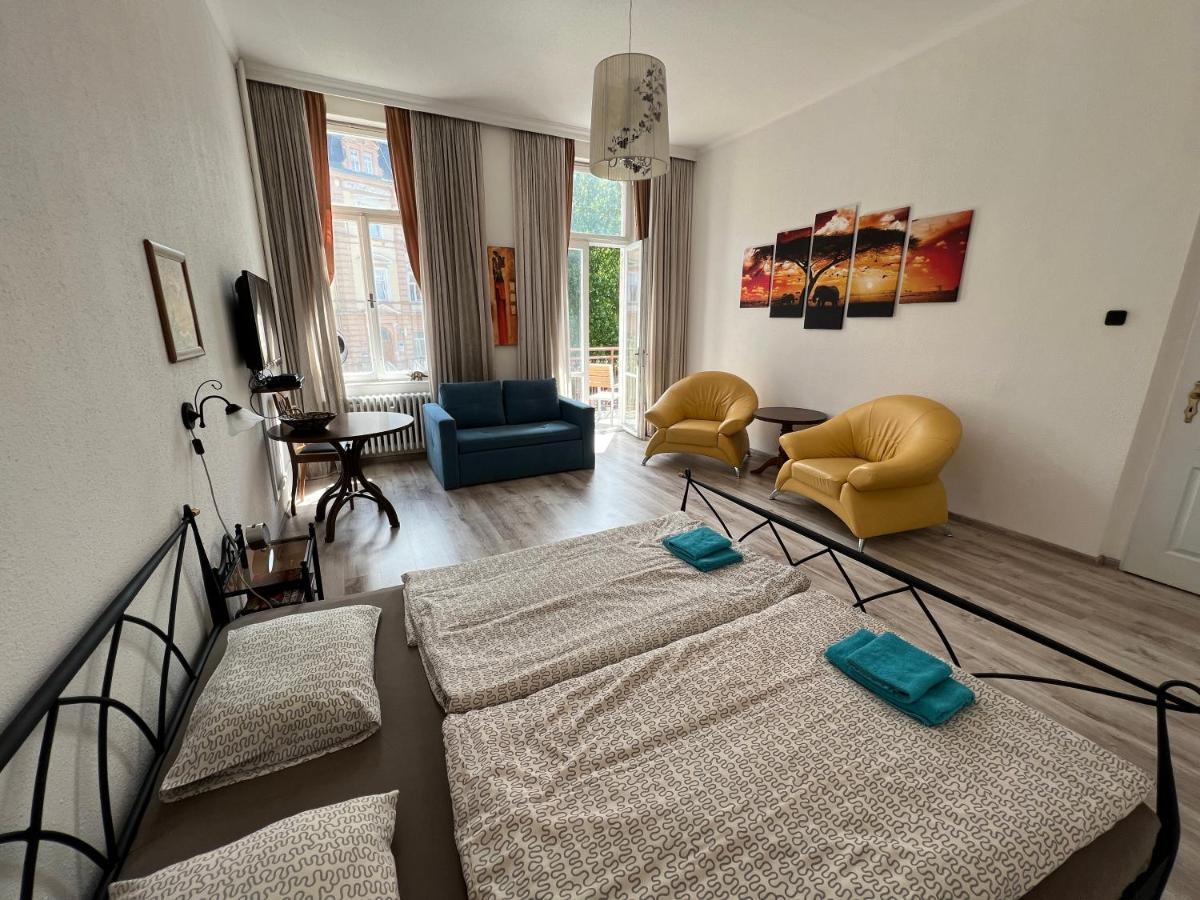 Apartment Alice Center Karlsbad Exteriör bild